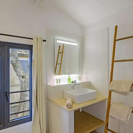 La Petite Maussanaise Holiday home *